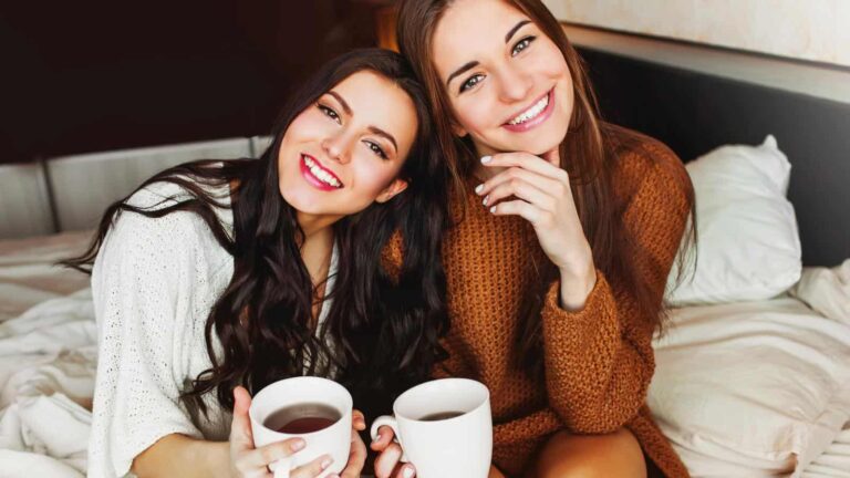 couple woman happy food